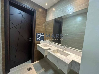 Luxury 5 bedrooms villa | near to grand mosque Sharjah | on very good price just 150,000 AED-2