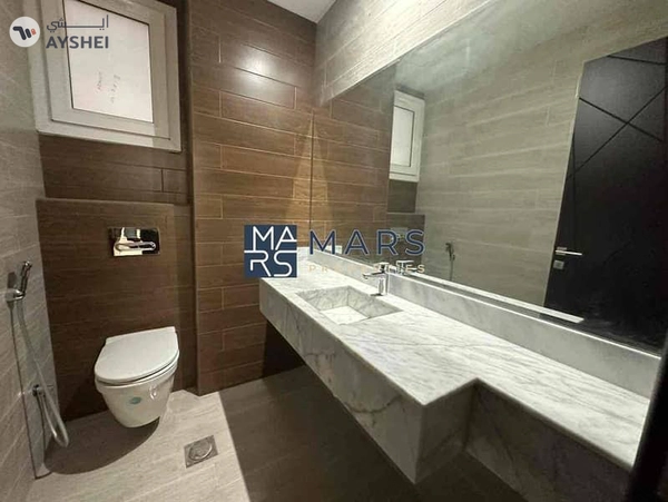 Luxury 5 bedrooms villa | near to grand mosque Sharjah | on very good price just 150,000 AED