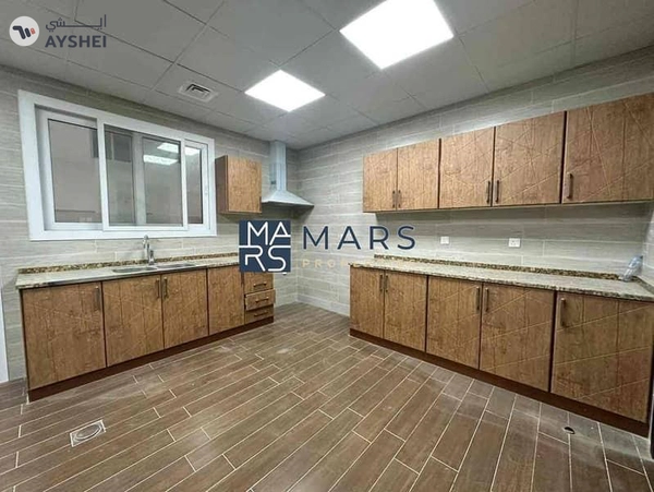 Luxury 5 bedrooms villa | near to grand mosque Sharjah | on very good price just 150,000 AED