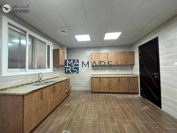 Luxury 5 bedrooms villa | near to grand mosque Sharjah | on very good price just 150,000 AED