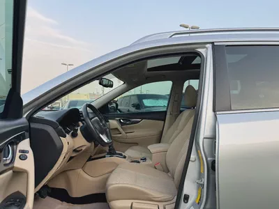 Nissan X-Trail 4*4 SV 2018 | GCC Specs | Family SUV-8
