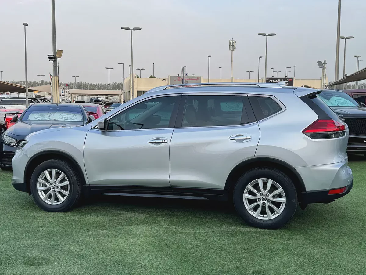 Nissan X-Trail 4*4 SV 2018 | GCC Specs | Family SUV-4-4
