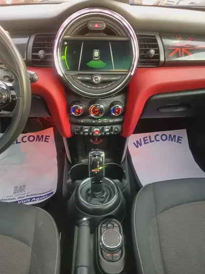 MINI COOPER AT GCC ONE OWNER-11