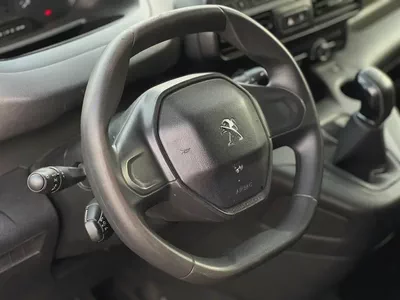 2023 Peugeot partner | Diesel | Manual | Van | GCC | Ref#1132-9