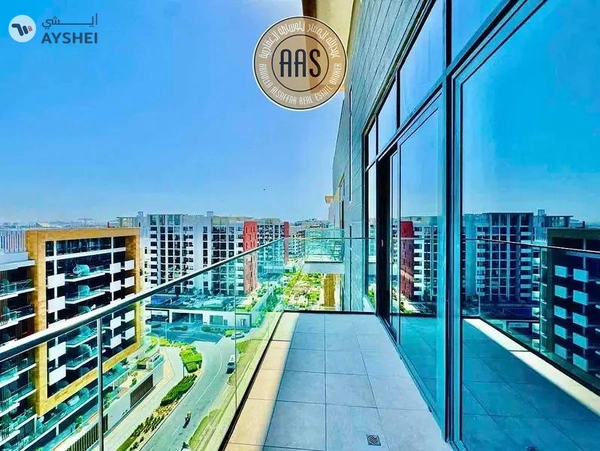 Pool view •• hot offer •• great community •• chiller free •• luxurious apartment