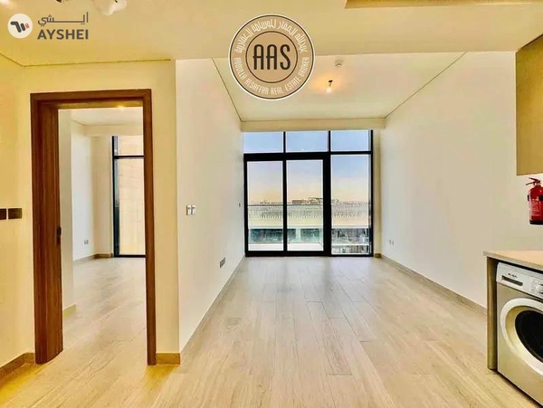 Pool view •• hot offer •• great community •• chiller free •• luxurious apartment
