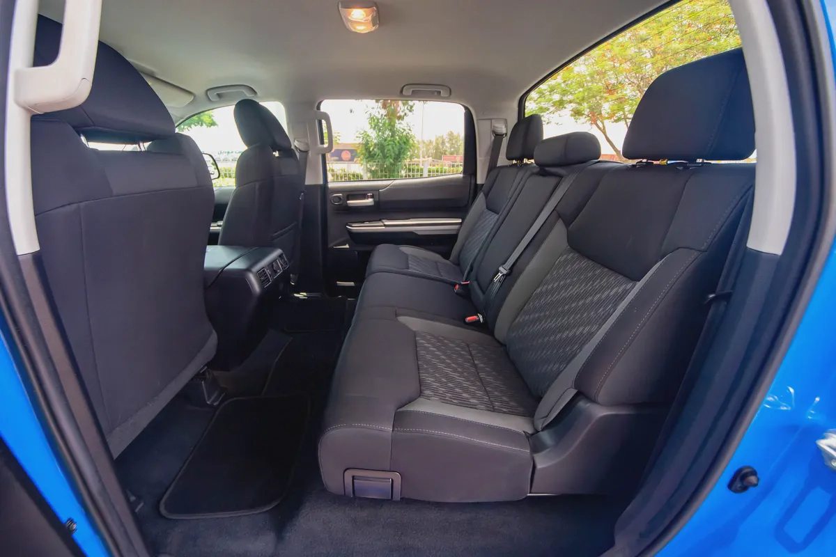 2021 Toyota Tundra Crewmax SR5 - American Specs - Excellent Condition-8-8