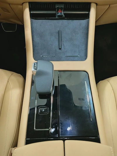Seres 7 Flagship 2025 GCC Specs-16