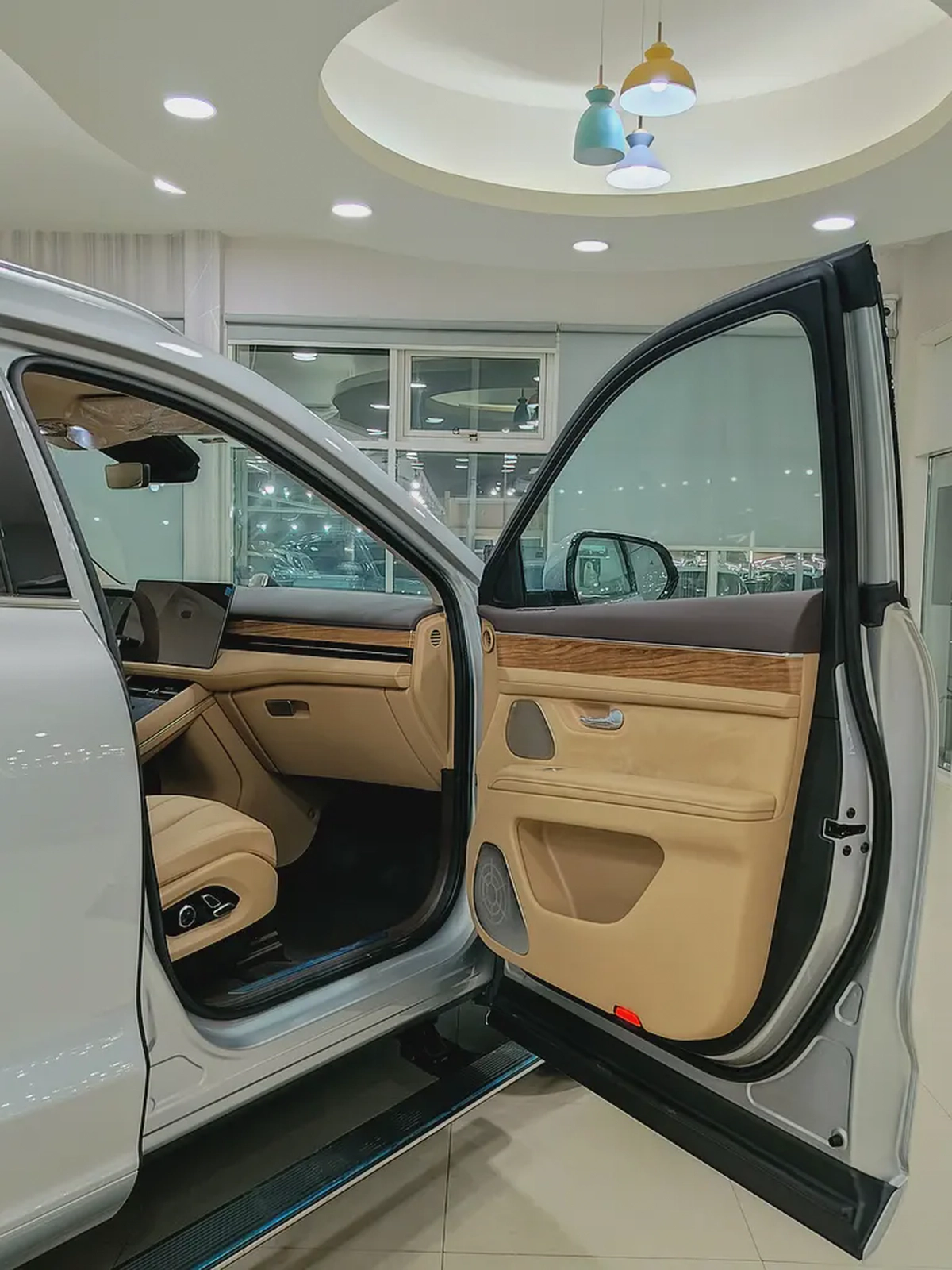 Seres 7 Flagship 2025 GCC Specs
