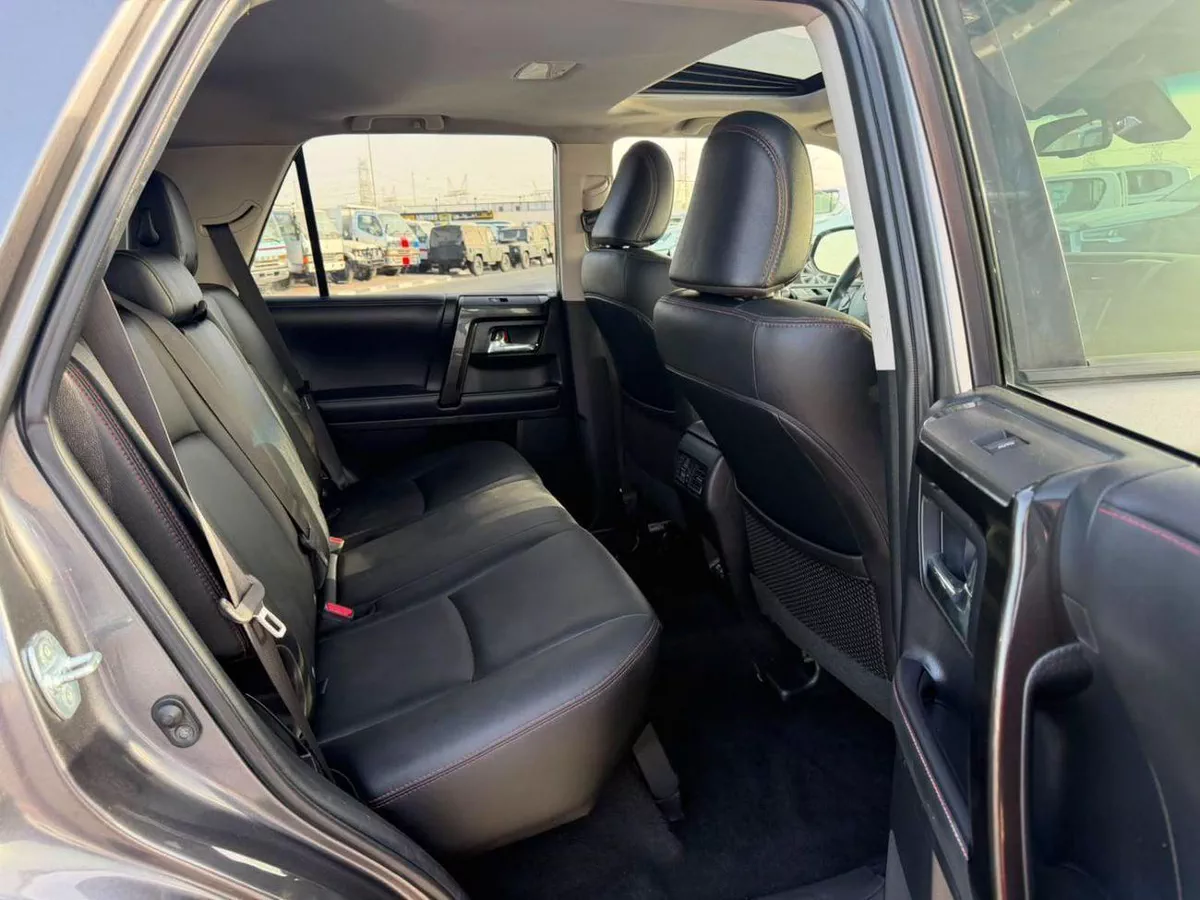Toyota 4Runner LIMITED 2021 TOYOTA 4RUNNER - 4x4 4.0L - V6 - Diff Lock and Crawl Control - push start-15-0