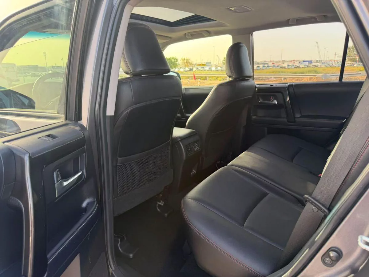 Toyota 4Runner LIMITED 2021 TOYOTA 4RUNNER - 4x4 4.0L - V6 - Diff Lock and Crawl Control - push start-16-0