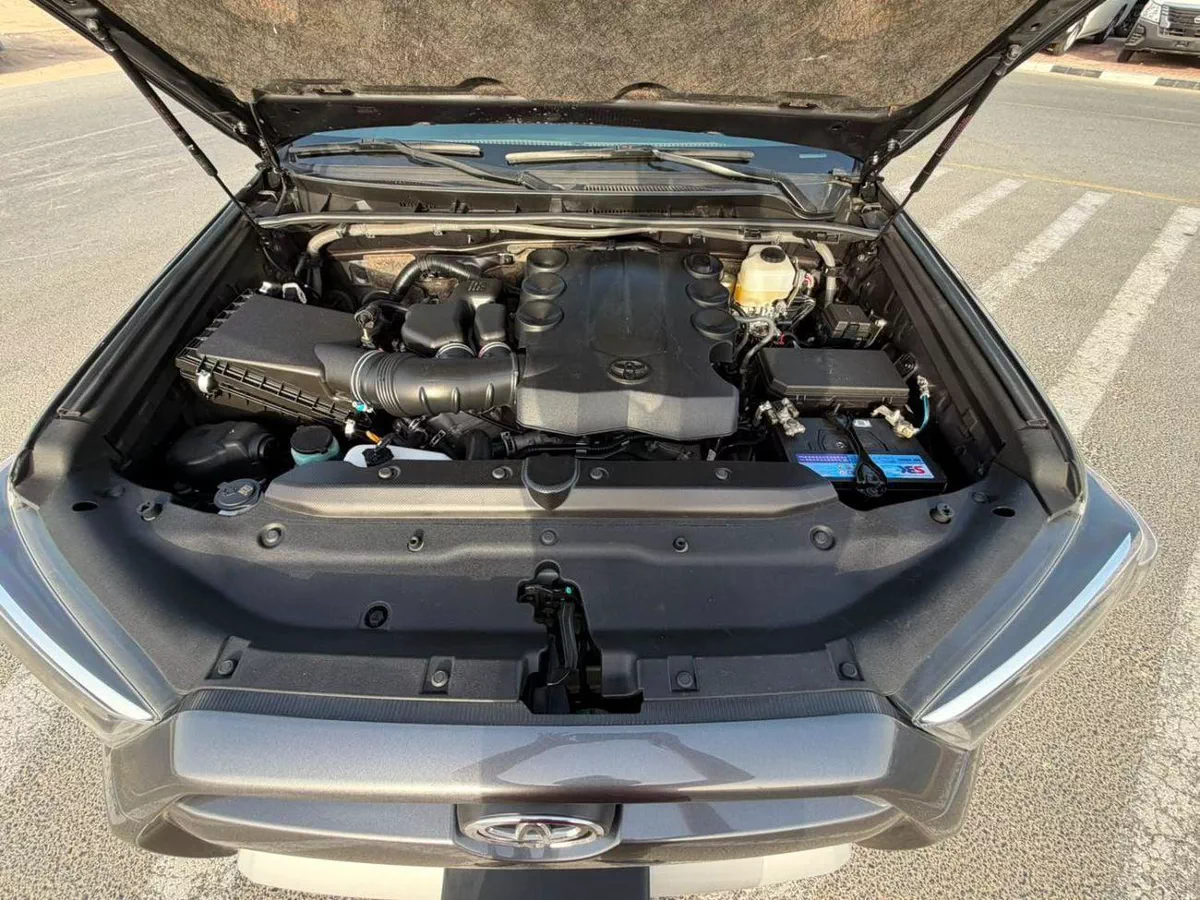 Toyota 4Runner LIMITED 2021 TOYOTA 4RUNNER - 4x4 4.0L - V6 - Diff Lock and Crawl Control - push start-18-0