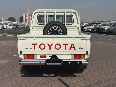 TOYOTA LC79 PETROL 4,0L Full option spec oman MODEL 2026-17
