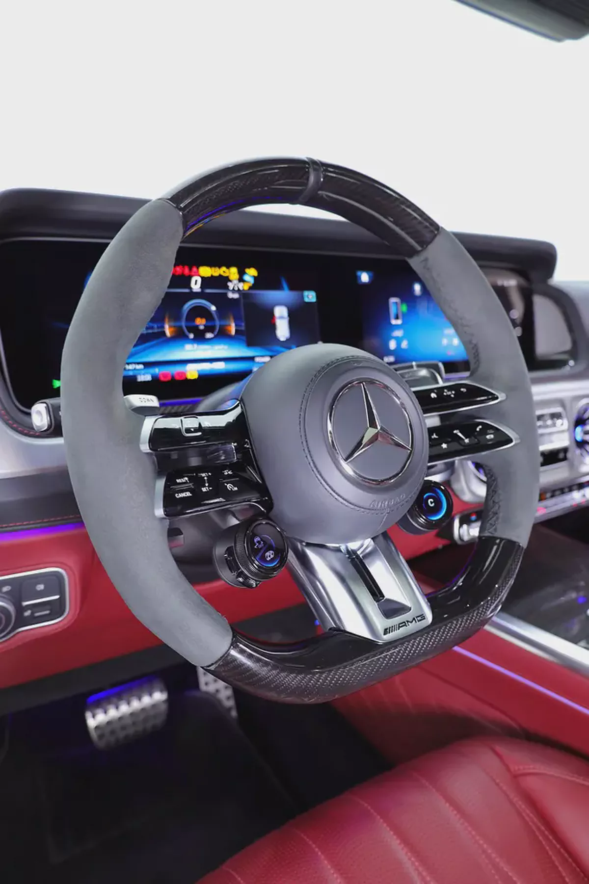 G63 GCC DOUBLE NIGHT PACKAGE - FULL EXT/INT CARBON + REAR MONITOR + 5 YEARS WARRANTY+SERVICE GARGASH-4-4