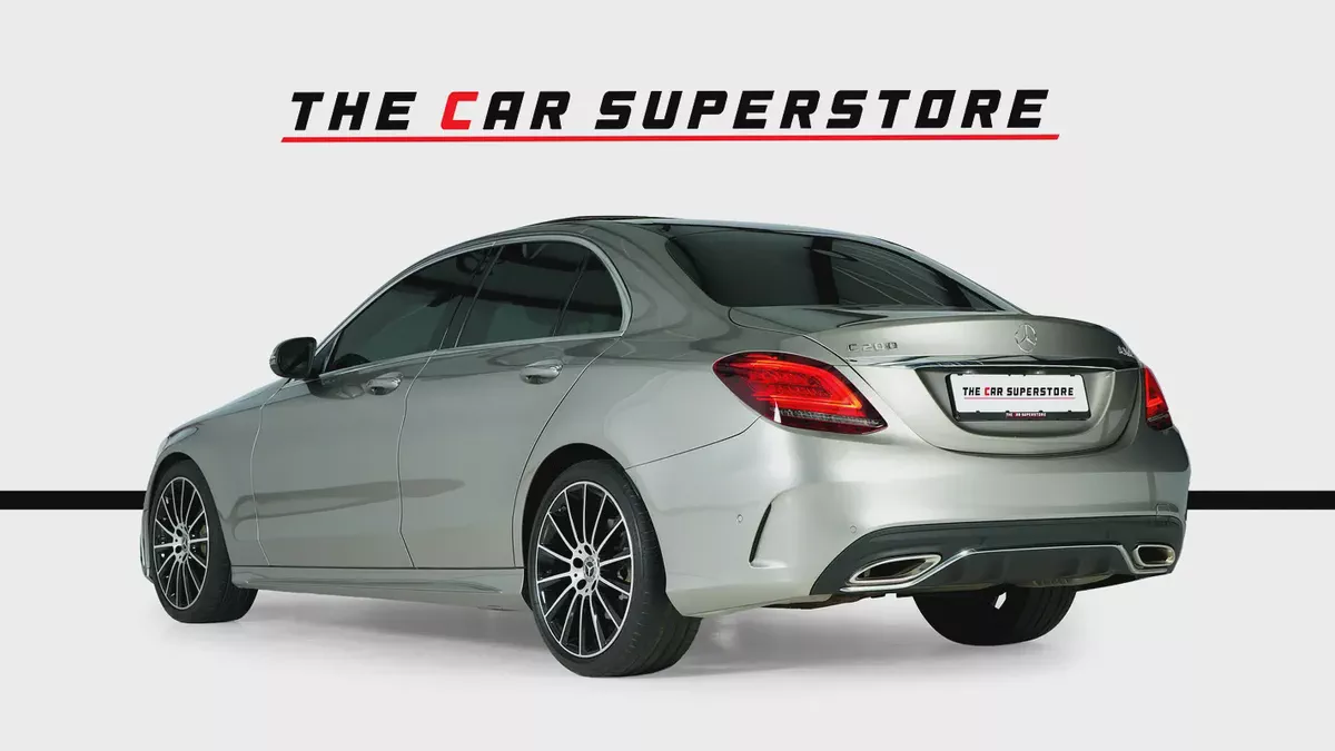 Mercedes Benz C200-AMG-GCC-Well maintained-high Specifications-Mercedes Service history available-5-5