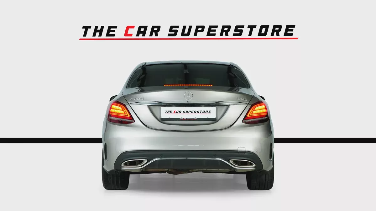 Mercedes Benz C200-AMG-GCC-Well maintained-high Specifications-Mercedes Service history available-6-6