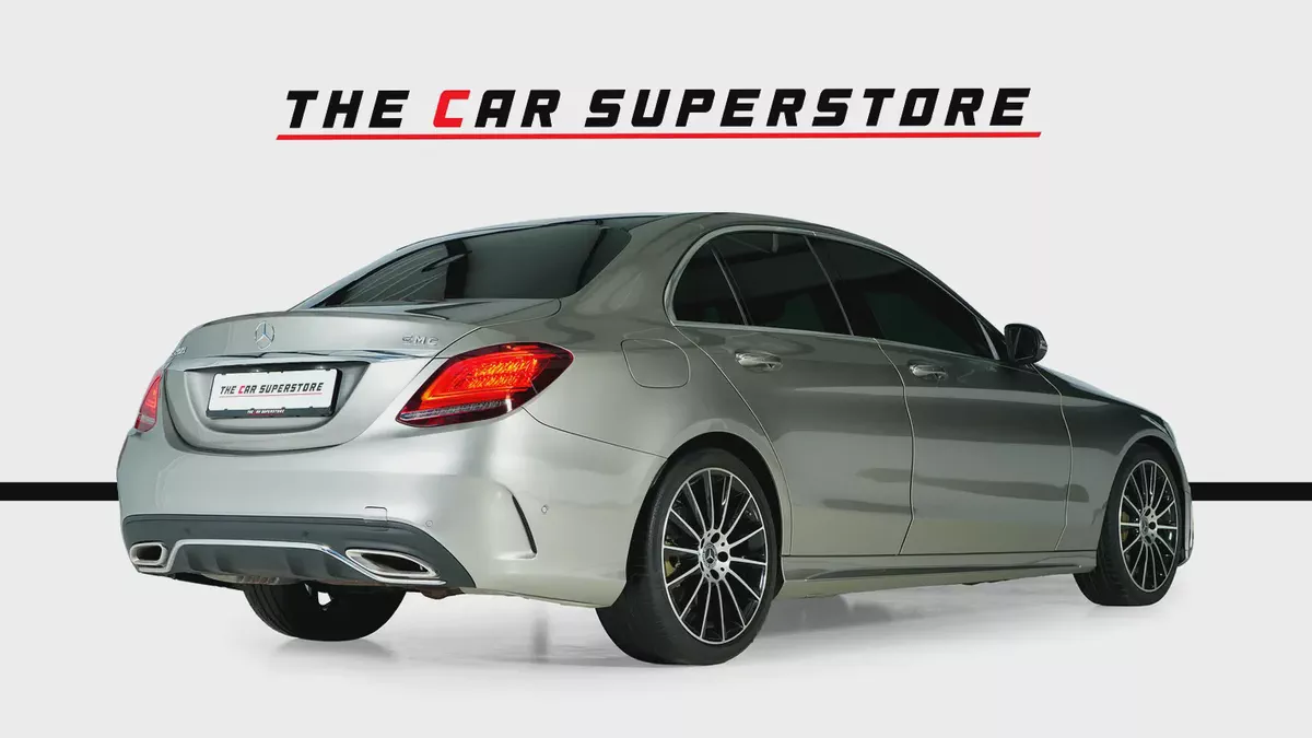 Mercedes Benz C200-AMG-GCC-Well maintained-high Specifications-Mercedes Service history available-7-7
