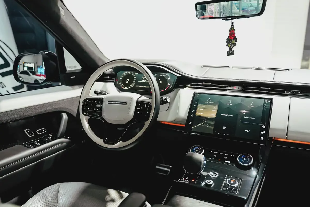 2023 Land Rover Range Rover Sport First Edition - GCC Specs-8-8