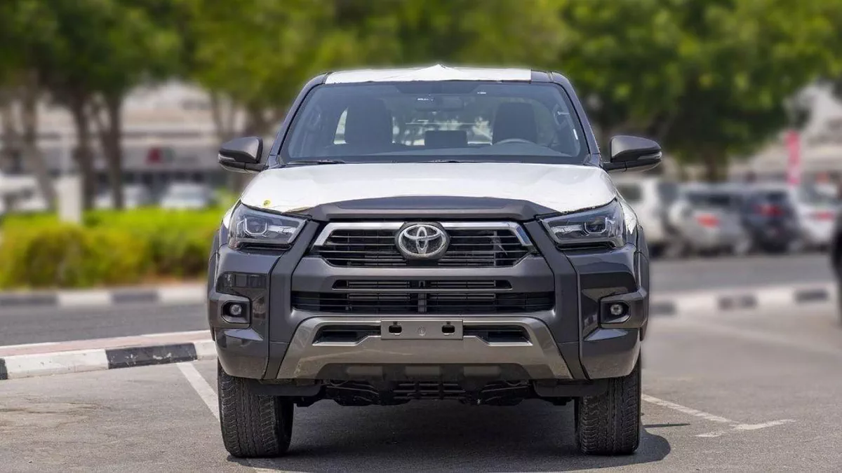 Toyota Hilux TOYOTA HILUX ADVENTURE 2.8L diesel ADVANTURE 2024 FULL OPTION AUTOMATIC-2-0