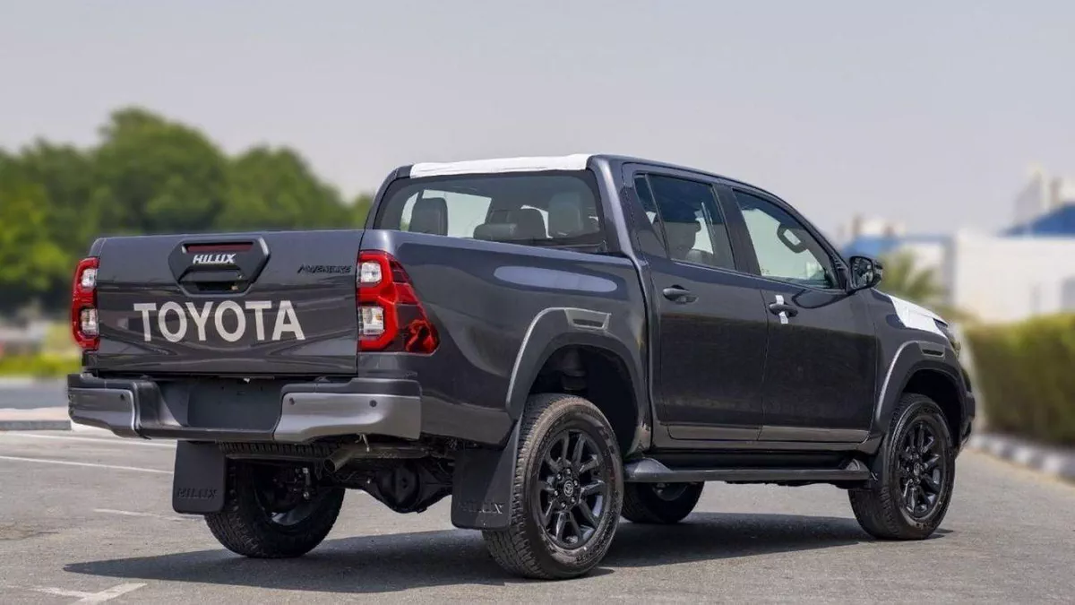 Toyota Hilux TOYOTA HILUX ADVENTURE 2.8L diesel ADVANTURE 2024 FULL OPTION AUTOMATIC-4-0