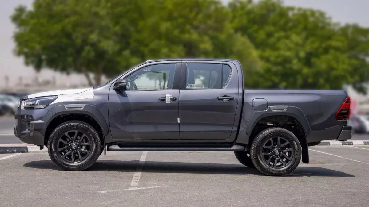 Toyota Hilux TOYOTA HILUX ADVENTURE 2.8L diesel ADVANTURE 2024 FULL OPTION AUTOMATIC-7-0