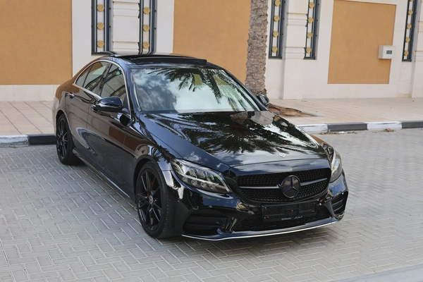 MERCEDES-BENZ C200-2021-70000KM-UNDER WARRANTY-GCC SPECS