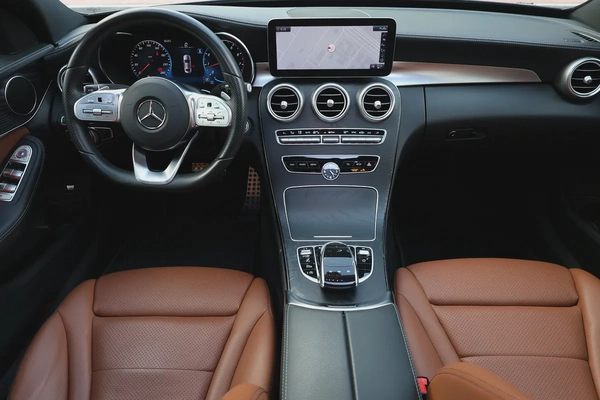 MERCEDES-BENZ C200-2021-70000KM-UNDER WARRANTY-GCC SPECS