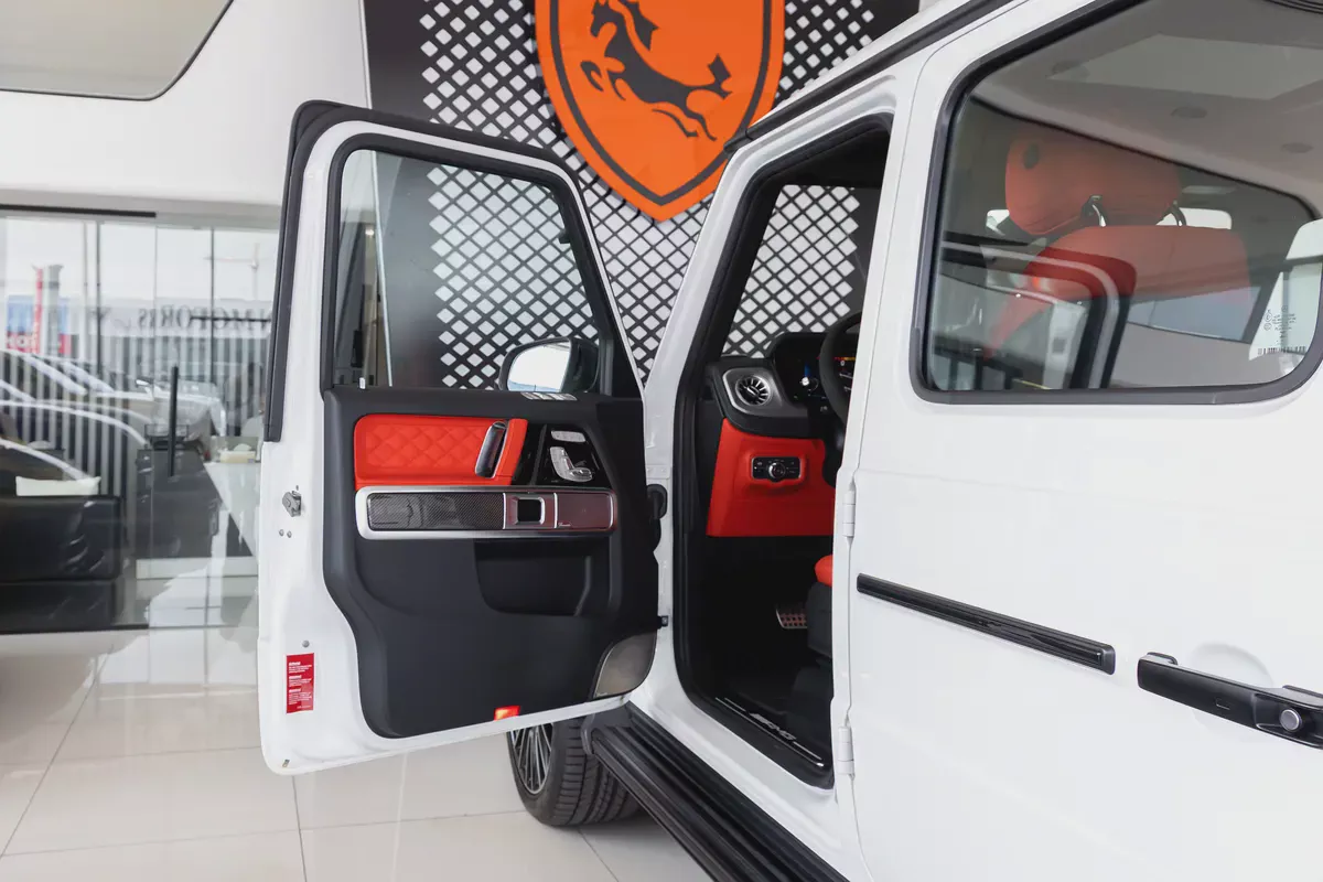 Mercedes-Benz G63 | 2025 | White | Korean Specs | V8-10-10