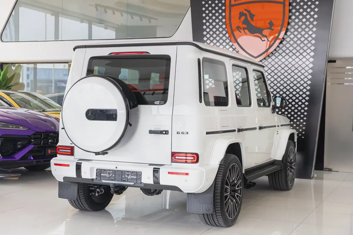 Mercedes-Benz G63 | 2025 | White | Korean Specs | V8-3-3