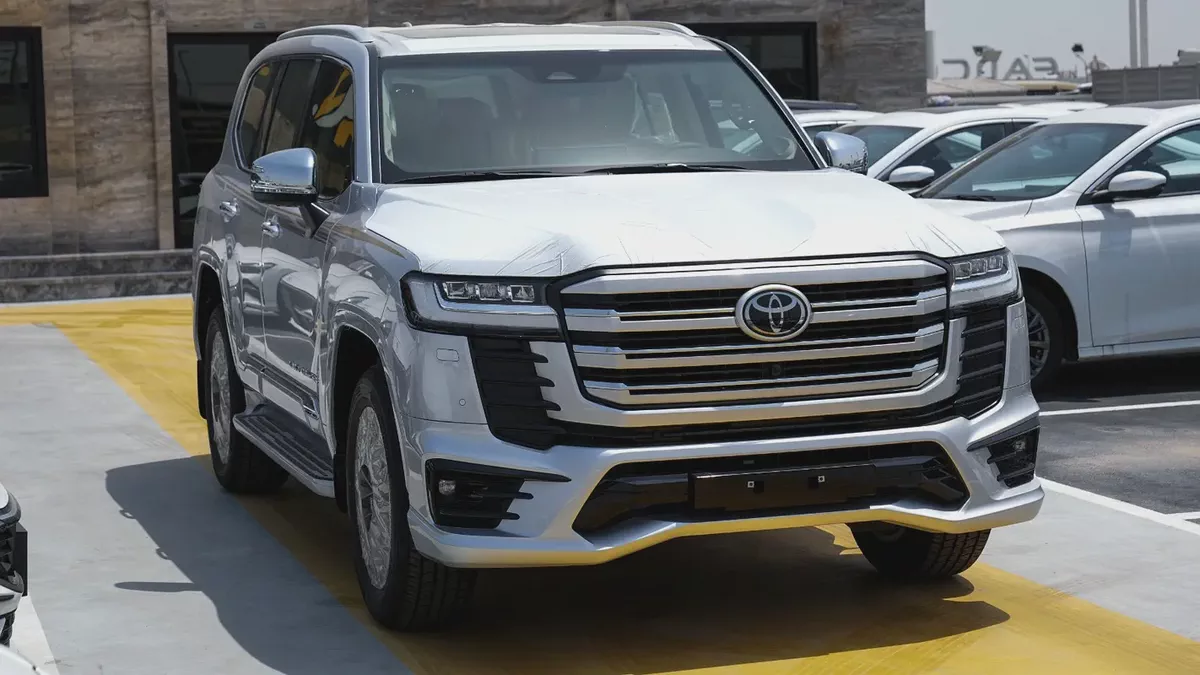 Brand New Toyota Land Cruiser VXR 4.0  2026 | GCC Specs | Zero Mileage