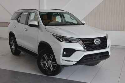 Toyota Fortuner GXR 2023 | GCC Specs | Low Mileage 46000km-Pristine Conditiom-0