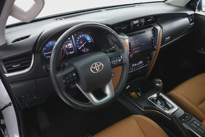 Toyota Fortuner GXR 2023 | GCC Specs | Low Mileage 46000km-Pristine Conditiom-10