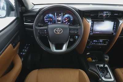 Toyota Fortuner GXR 2023 | GCC Specs | Low Mileage 46000km-Pristine Conditiom-13