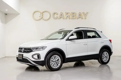 AED 1237 PM | VW T-ROC 2024 | UNDER 3 YEAR AGENCY WARRANTY SERVICE CONTRACT | LOW KMS | GCC-0