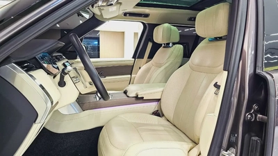 RANGE ROVER - VOGUE - FIRST EDITION - V8 P530 - GCC SPECS - UNDER WARRANTY - 2022 MODEL - GRAY/WHITE-8