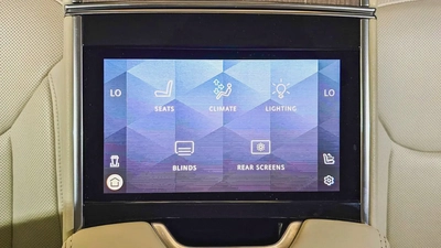 RANGE ROVER - VOGUE - FIRST EDITION - V8 P530 - GCC SPECS - UNDER WARRANTY - 2022 MODEL - GRAY/WHITE-10