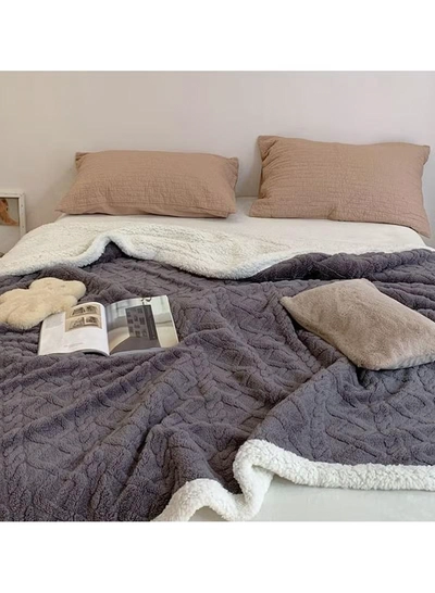 DubaiGallery Flannel Simple Double Layer Quilted Quilt, Winter Bed Sheet Quilt, Composite Leisure Blanket Warm blankets in winter-1