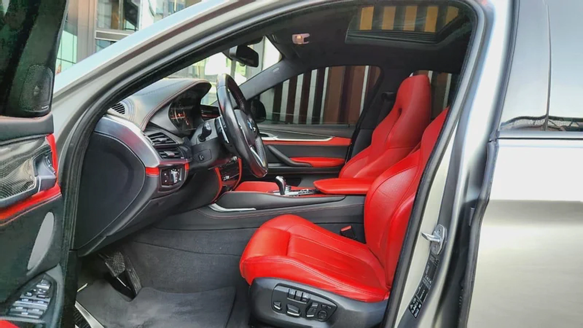 2018 BMW X6M || full agency service || 4.4L 567 HP || ORIGINAL PAINT|| ACCIDENT FREE ||  CARPLAY ||-13-13