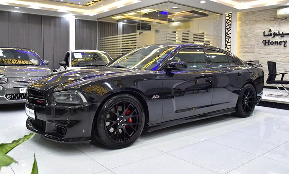 Dodge Charger SRT8 ( 2013 Model ) in Bla...-4-4