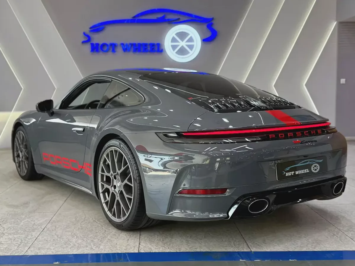 2025 - Porsche 911 Carrera | V6 Very Good condition-4-4