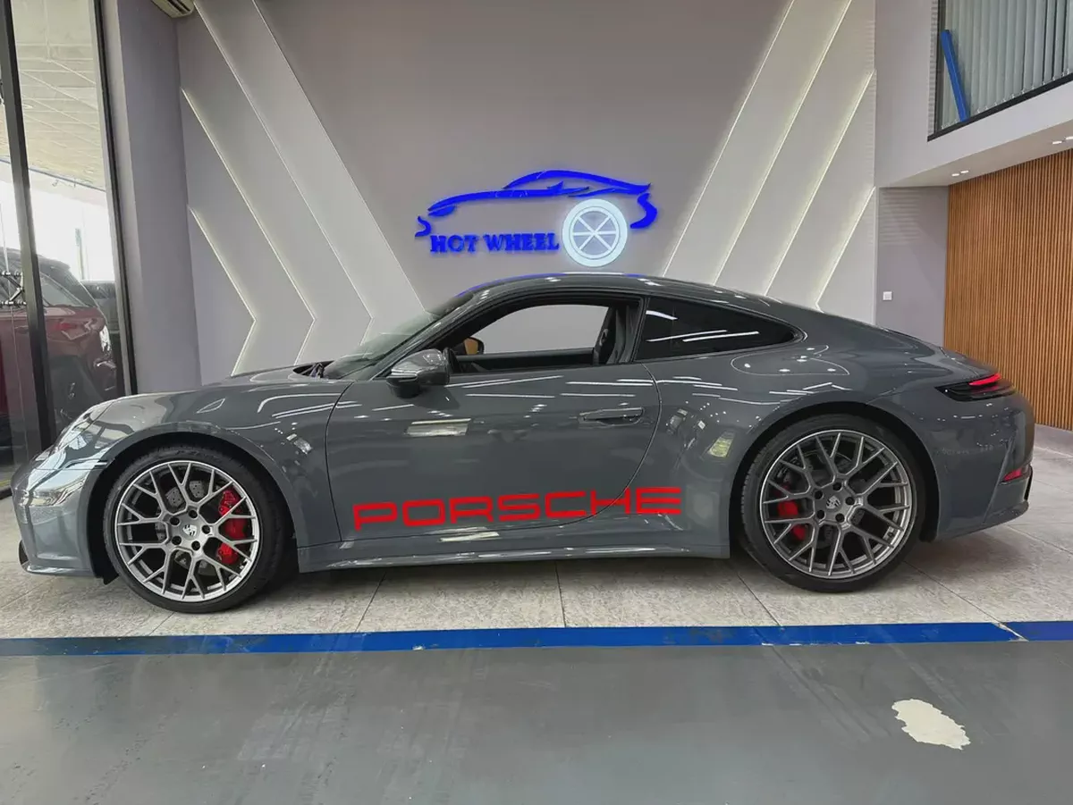 2025 - Porsche 911 Carrera | V6 Very Good condition-5-5