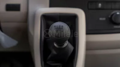Toyota Hiace DX-13