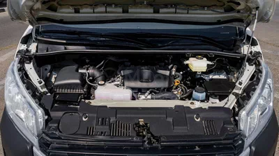 Toyota Hiace DX-16