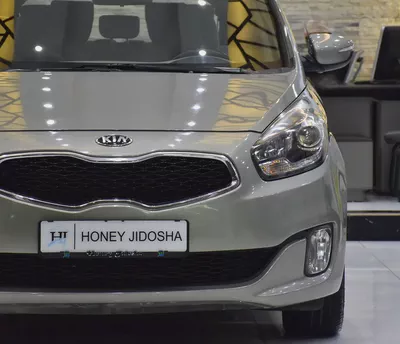 EXCELLENT DEAL for our KIA Carens 1.6L ( 2017 Model ) in Beige Color GCC Specs-3