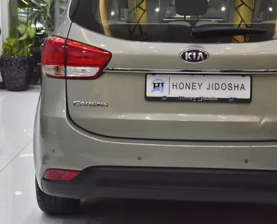 EXCELLENT DEAL for our KIA Carens 1.6L ( 2017 Model ) in Beige Color GCC Specs-7