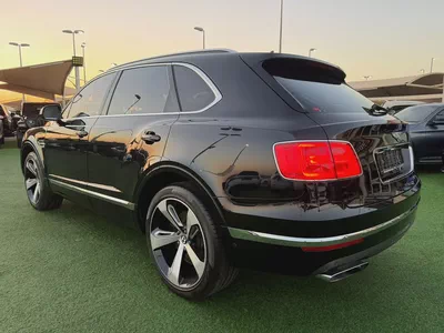 (2018) BENTLEY BENTYAGA //W12// GCC FULL OPTION -ORIGINAL PAINT--6