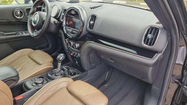 2018 II MINI COOPER S II COUNTRYMAN II GCC II FULL OPTION