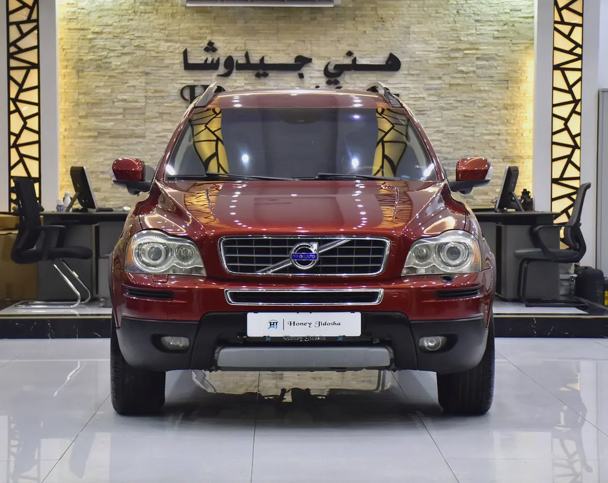 EXCELLENT DEAL for our Volvo XC90 3.2 AWD ( 2011 Model ) in Red Color GCC Specs