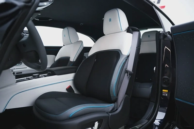 2025 Rolls-Royce Spectre Black Badge | European Specs-10