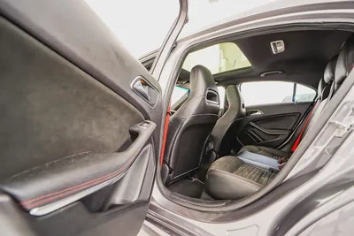 AED 1081 PM | MERCEDES BENZ A45 4MATIC AMG 2018 | PRISTINE CONDITION | 2 YEAR WARRANTY-18